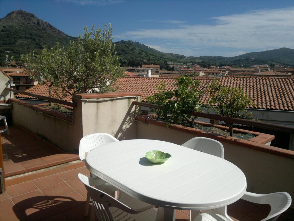 Porto Azzuro Apartment 6 Beds Porto Azzurro Ruang foto